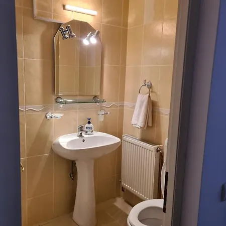 דירה Laura Apartment